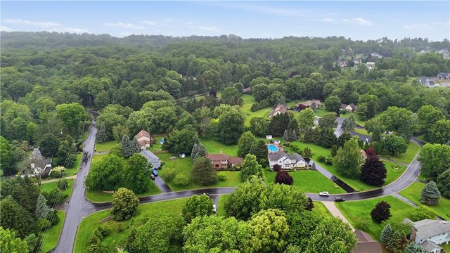 303 Maidstone Drive, Webster, NY 14580