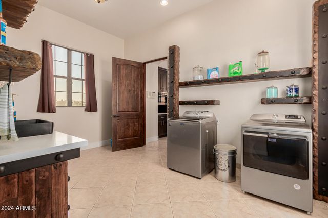 22611 W PATTON Road, Wittmann, AZ 85361