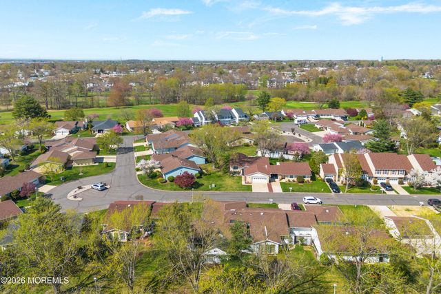 480 Fairton Drive 480C, Monroe, NJ 08831
