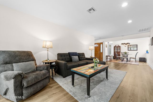 480 Fairton Drive 480C, Monroe, NJ 08831