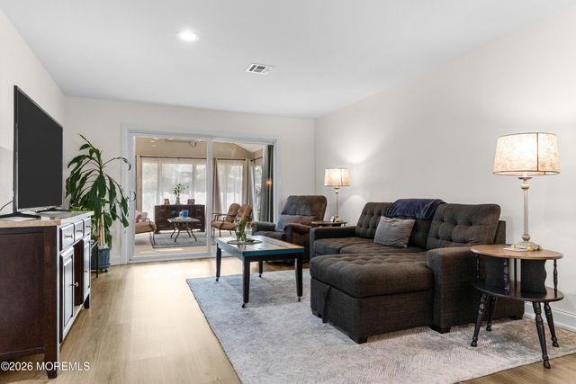 480 Fairton Drive 480C, Monroe, NJ 08831