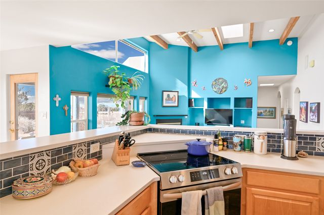 6 Lobo, Santa Fe, NM 87508