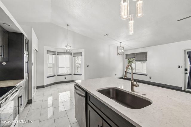 4173 DAVIE Court, Jacksonville, FL 32210