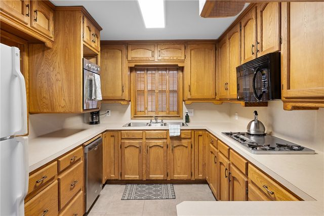 909 Enfield Street, Bryan, TX 77802