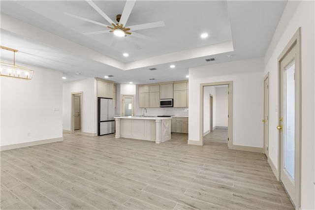 2911 Alice Lane, Kingsville, TX 78363