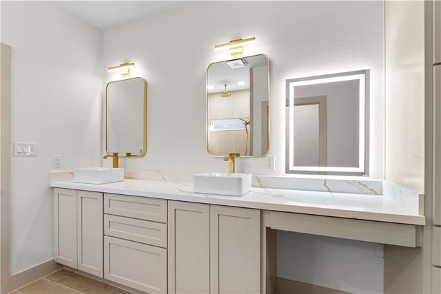 2911 Alice Lane, Kingsville, TX 78363