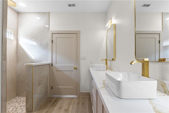 2911 Alice Lane, Kingsville, TX 78363