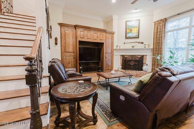 101 Summer Lake Drive, Ridgeland, MS 39157