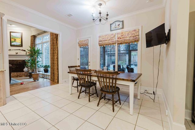 101 Summer Lake Drive, Ridgeland, MS 39157