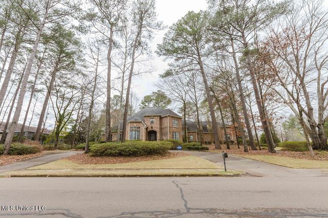 101 Summer Lake Drive, Ridgeland, MS 39157