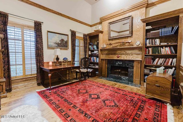 101 Summer Lake Drive, Ridgeland, MS 39157