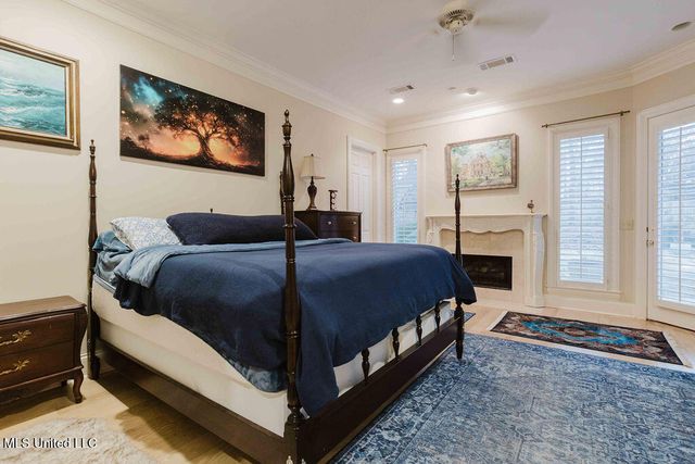 101 Summer Lake Drive, Ridgeland, MS 39157