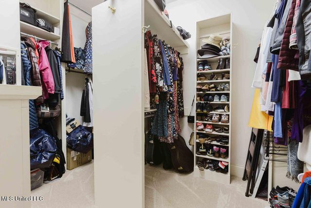 101 Summer Lake Drive, Ridgeland, MS 39157