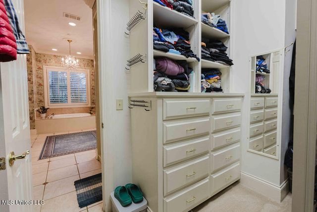 101 Summer Lake Drive, Ridgeland, MS 39157