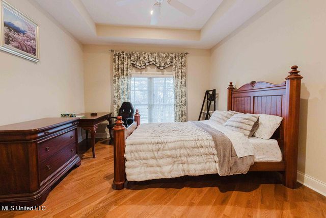 101 Summer Lake Drive, Ridgeland, MS 39157