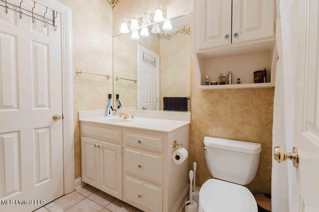 101 Summer Lake Drive, Ridgeland, MS 39157