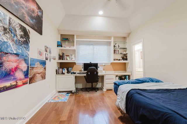 101 Summer Lake Drive, Ridgeland, MS 39157