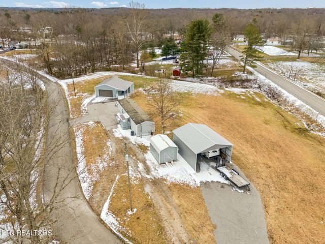 106 Oak Hill Drive, Jamestown, TN 38556