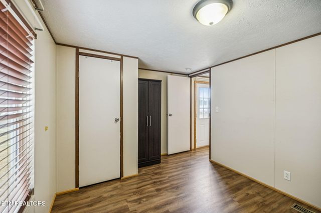 106 Oak Hill Drive, Jamestown, TN 38556