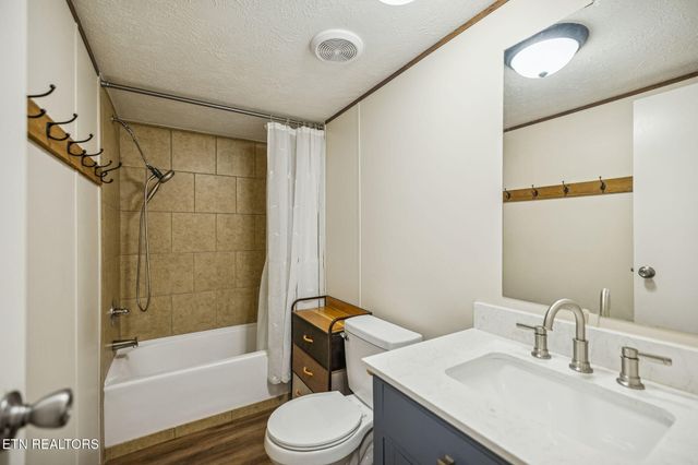 106 Oak Hill Drive, Jamestown, TN 38556