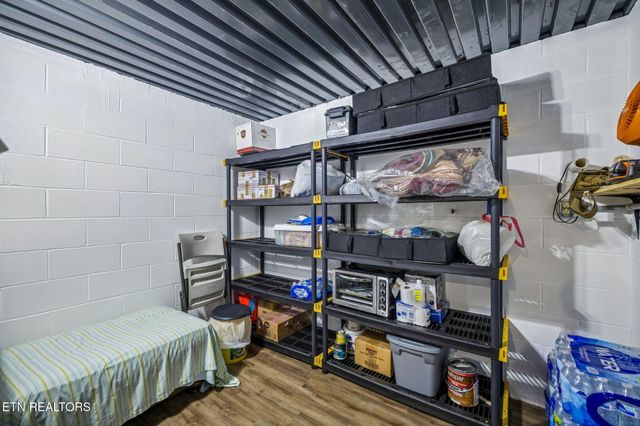 106 Oak Hill Drive, Jamestown, TN 38556