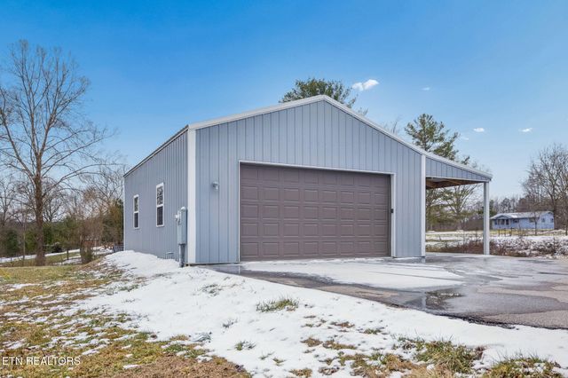 106 Oak Hill Drive, Jamestown, TN 38556