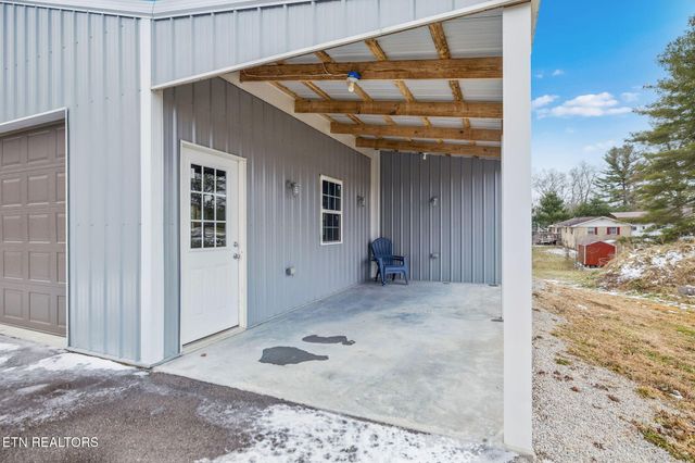 106 Oak Hill Drive, Jamestown, TN 38556