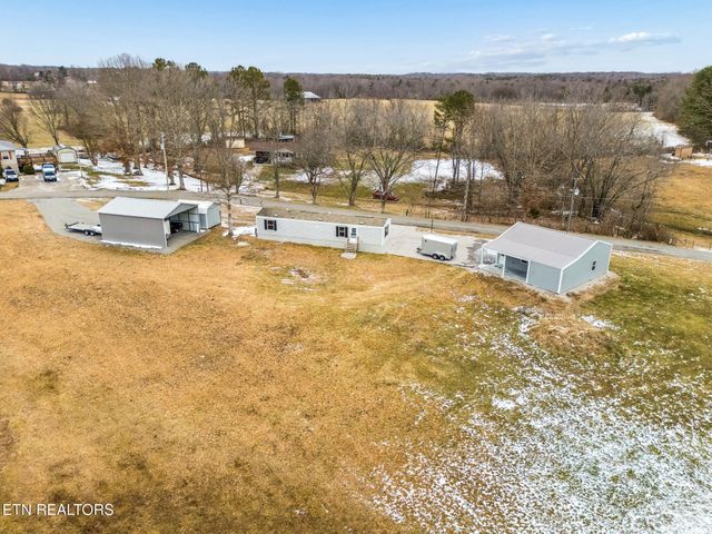 106 Oak Hill Drive, Jamestown, TN 38556