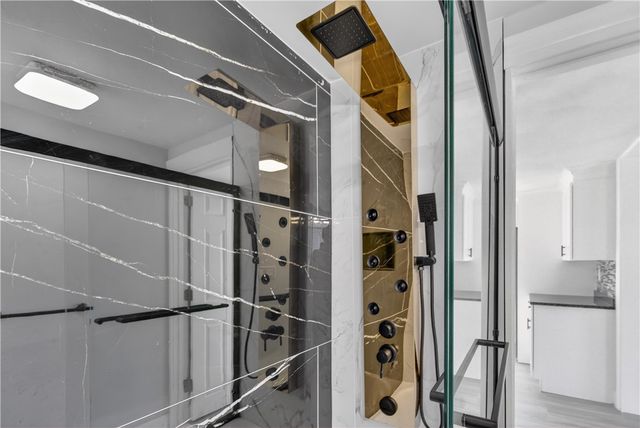 68 Touro Street, Providence, RI 02904