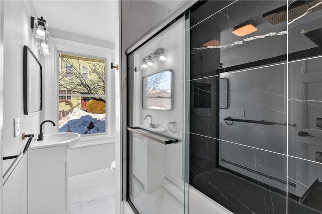 68 Touro Street, Providence, RI 02904