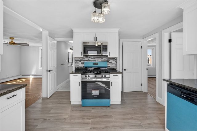 68 Touro Street, Providence, RI 02904