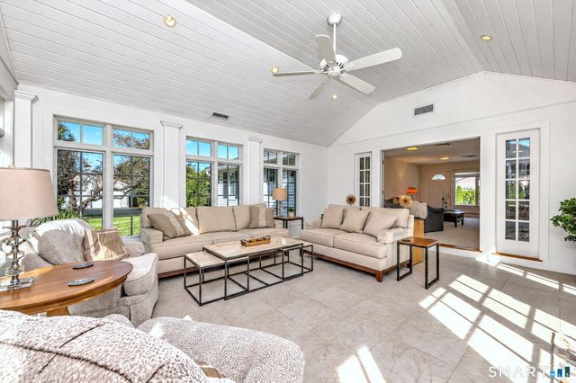 8 Applewood Drive, Cheshire, CT 06410