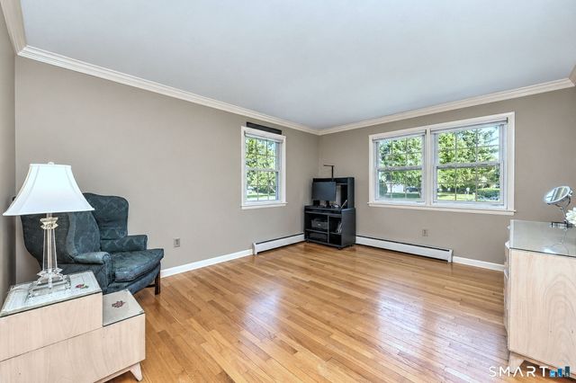 8 Applewood Drive, Cheshire, CT 06410