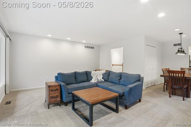 6545 Red Cedar Lane, West Bloomfield, MI 48324