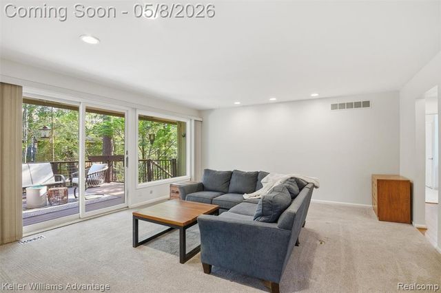 6545 Red Cedar Lane, West Bloomfield, MI 48324