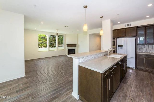 4020 Tradewinds Drive, Oxnard, CA 93035