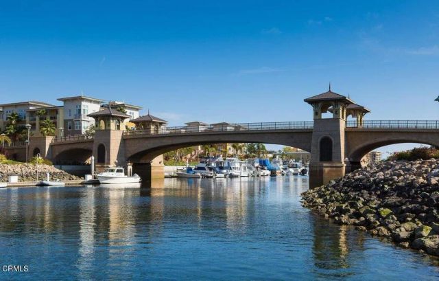 4020 Tradewinds Drive, Oxnard, CA 93035