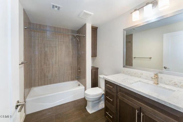 4020 Tradewinds Drive, Oxnard, CA 93035
