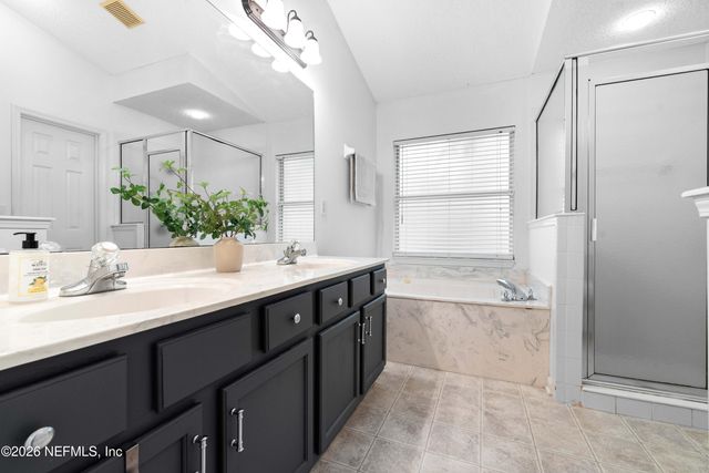 1442 LAUREL OAK Drive, Orange Park, FL 32003