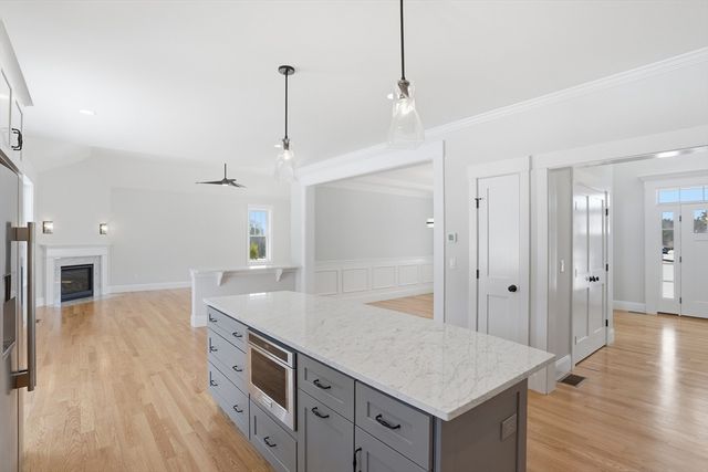 26 Bluebird Ln, Groton, MA 01450