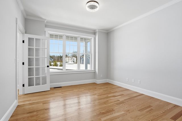 26 Bluebird Ln, Groton, MA 01450