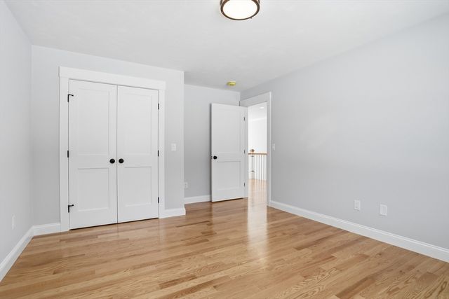 26 Bluebird Ln, Groton, MA 01450