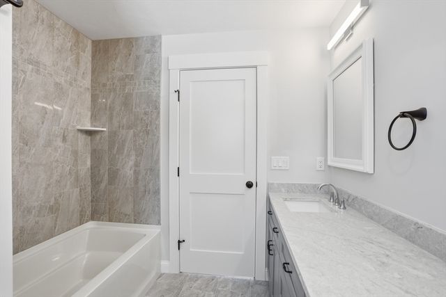 26 Bluebird Ln, Groton, MA 01450