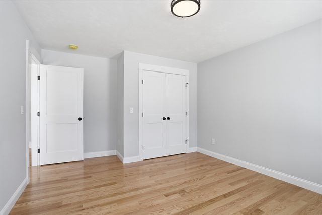 26 Bluebird Ln, Groton, MA 01450