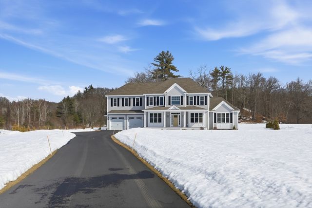 26 Bluebird Ln, Groton, MA 01450