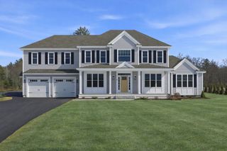 26 Bluebird Ln, Groton, MA 01450