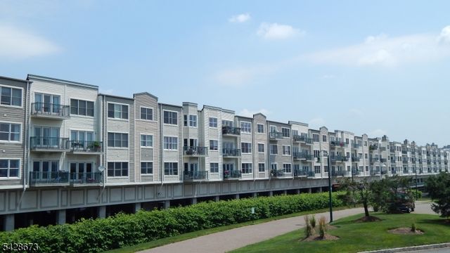 129 The Promenade, Edgewater Boro, NJ 07020