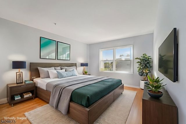 129 The Promenade, Edgewater Boro, NJ 07020