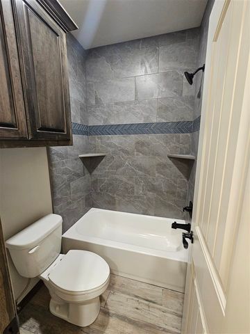 227 SW Burk Rd, Geronimo, OK 73543