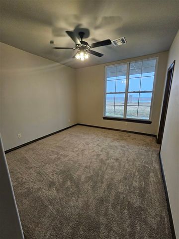 227 SW Burk Rd, Geronimo, OK 73543